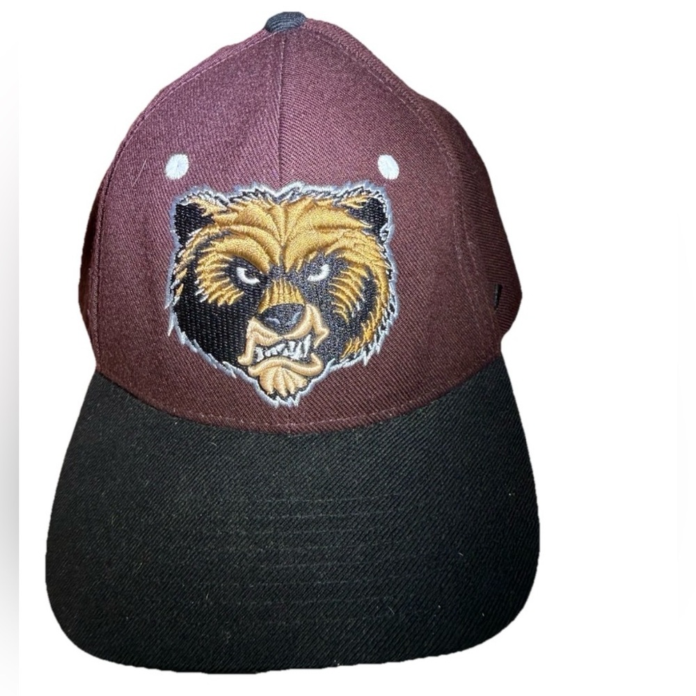 Zephyr‎ Maroon Snarling Griz Fitted Hat Embroidered